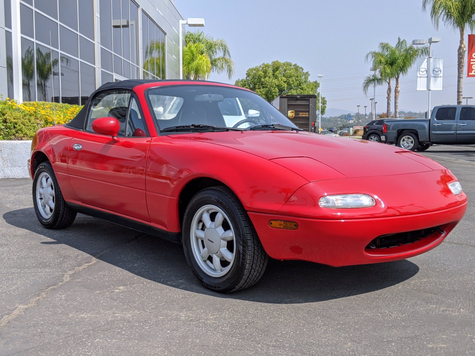 Pre-Owned 1990 Mazda MX-5 Miata Base